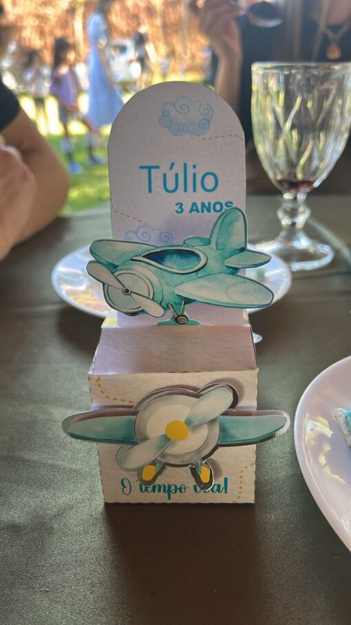 Caixa Cubo Cenário Avião